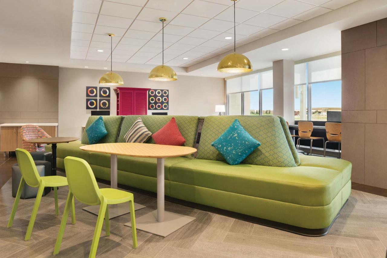 Home2 Suites By Hilton Brooklyn Park Minneapolis Buitenkant foto