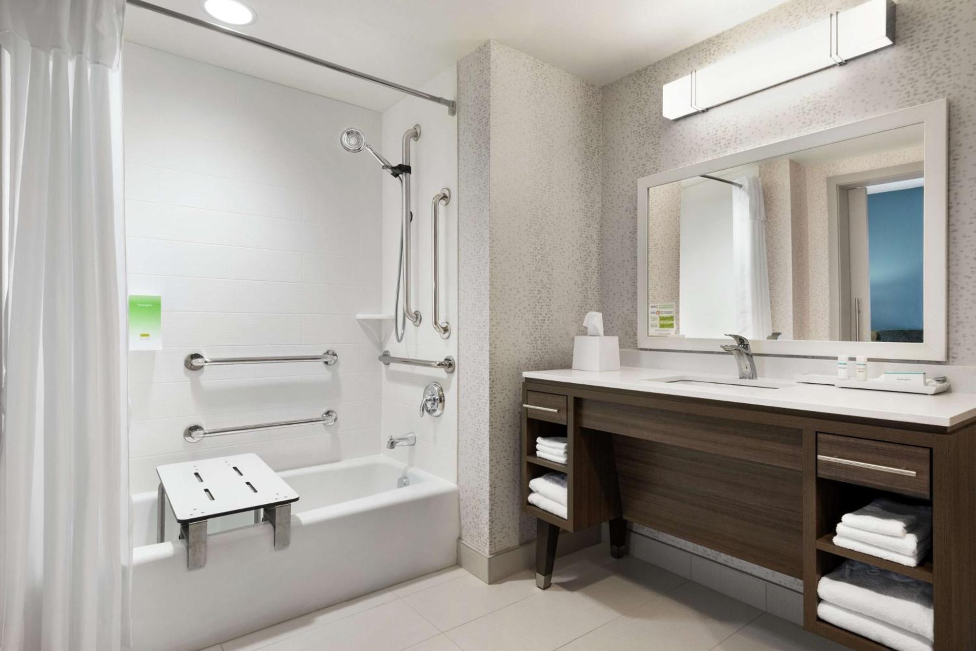 Home2 Suites By Hilton Brooklyn Park Minneapolis Buitenkant foto
